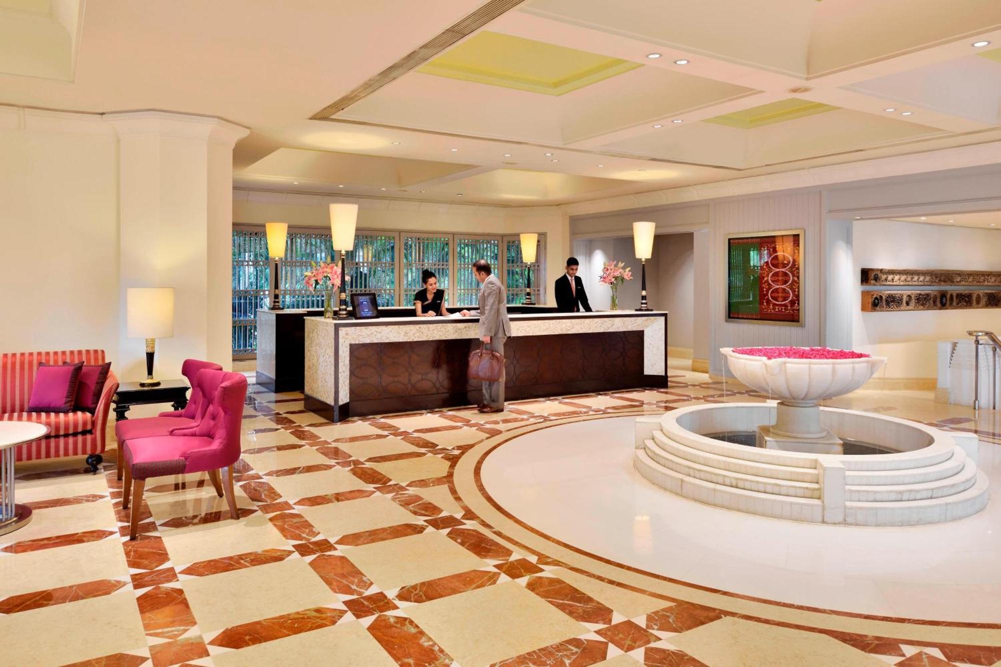 Hyderabad Marriott Hotel & Convention Centre Экстерьер фото
