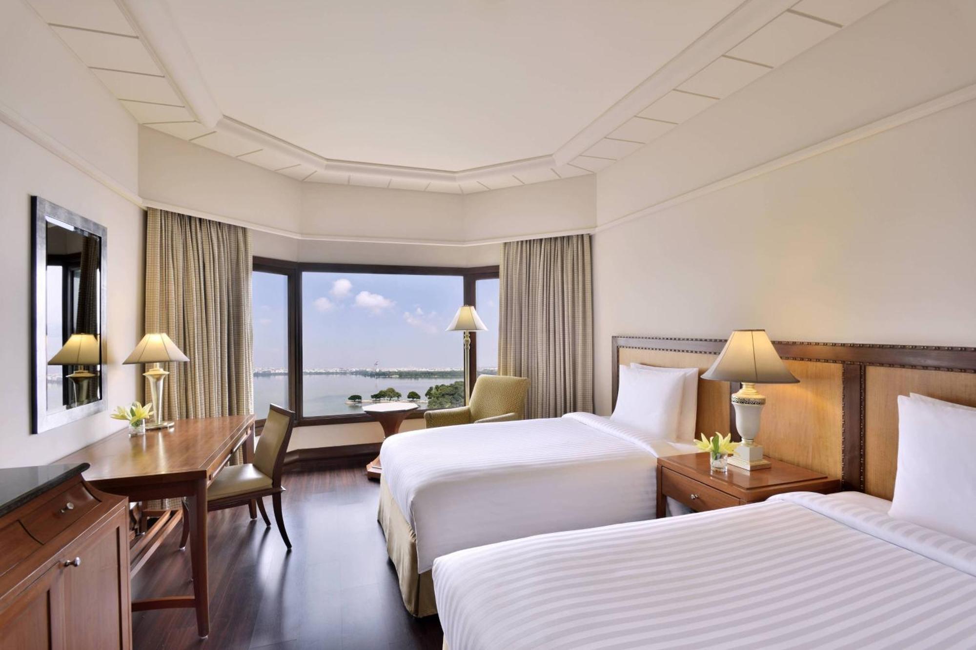 Hyderabad Marriott Hotel & Convention Centre Экстерьер фото